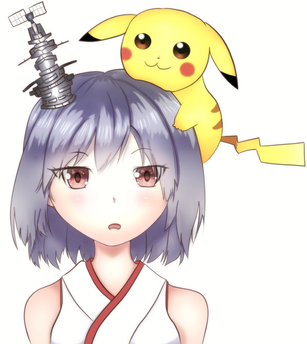提督にピカチュウ乗っけられてちょっと不満げな山城さん