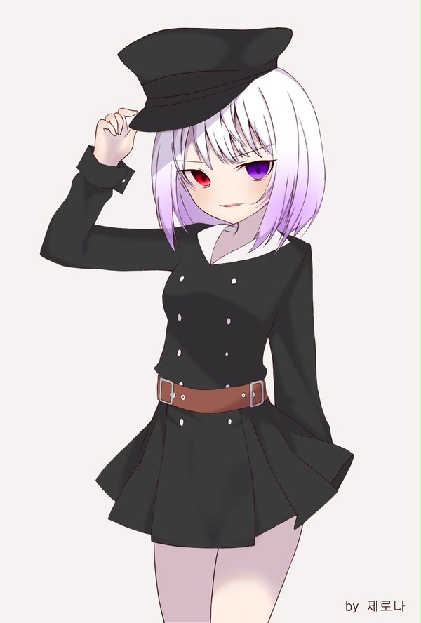 백발 제복 소녀