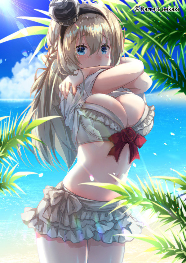 水着になるのは…やっぱり恥ずかしいわね。