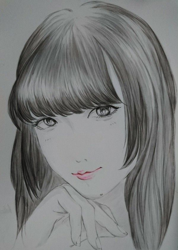 姫カットの女の子
