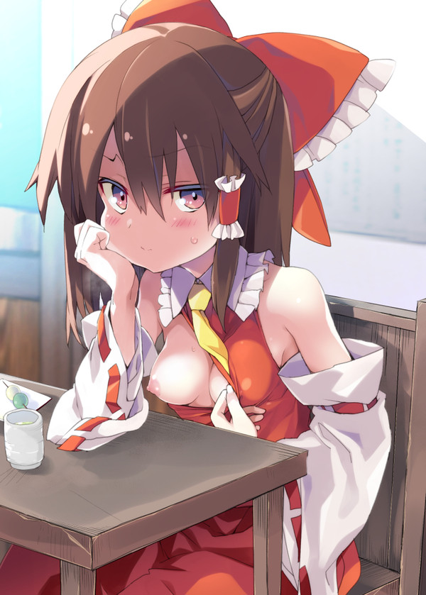 霊夢さんおっぱいチャレンジ