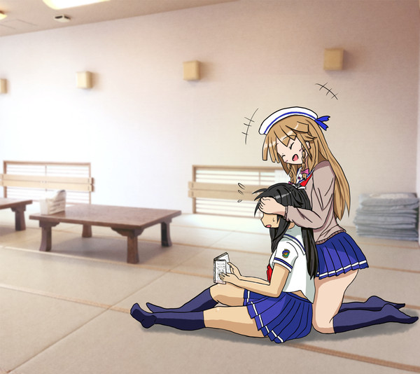 シロちゃんにかまってもらいたいココちゃん