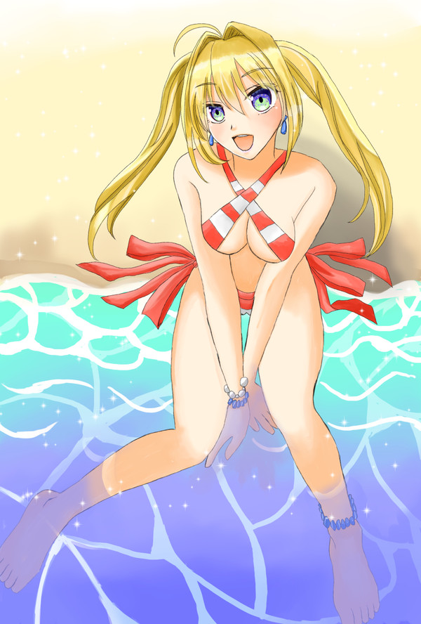 水着ネロ