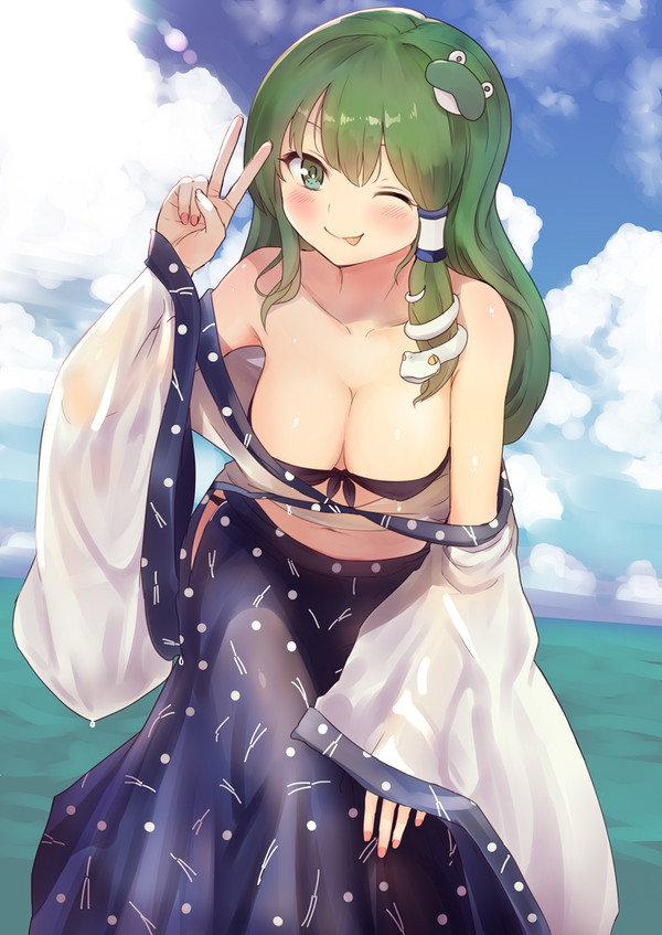 濡れ透けオフショル巫女