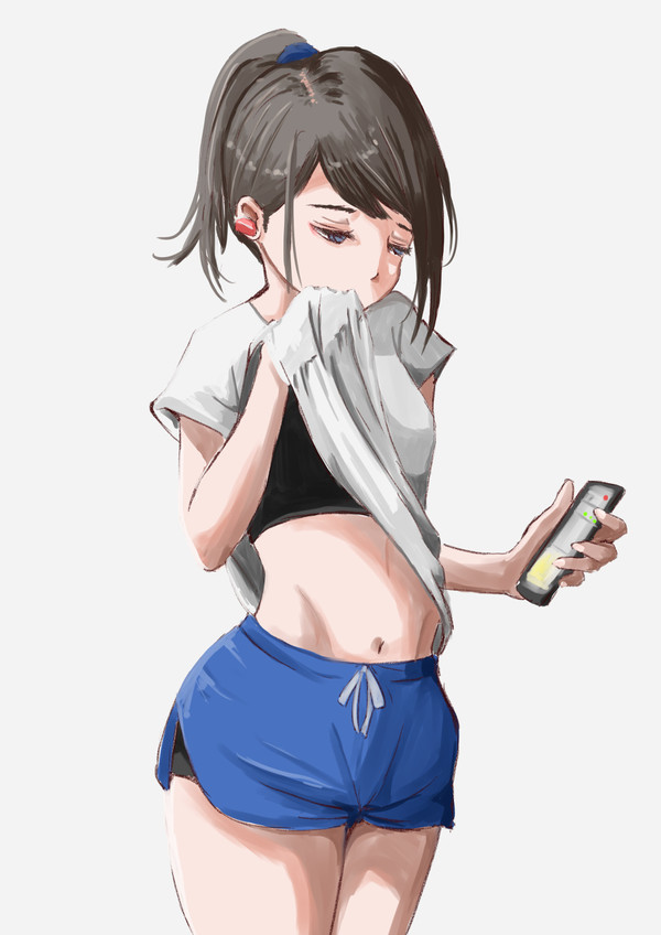 携帯、スポーツブラ、彼女