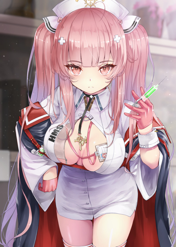 「指揮官・・・疲れているみたいだけど大丈夫?お注射する?」