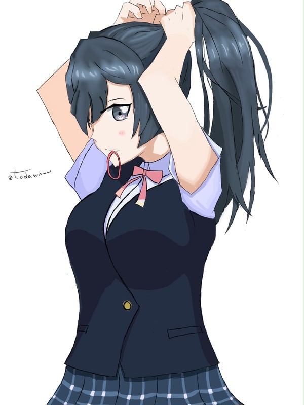 髪を結んでいる優木せつ菜さん