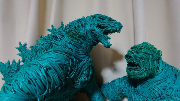 針金でゴジラVSコング