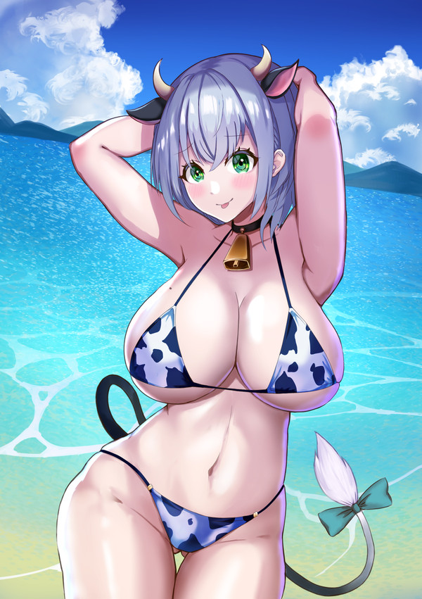 ノエル　牛ビキニ