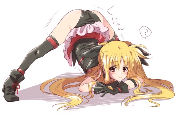 体が柔らかいフェイトちゃん。