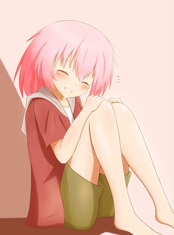 お座り笑顔