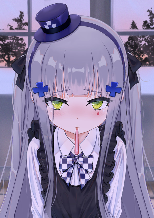 ポッキーをくわえて指揮官に詰め寄るロリ416ちゃん。