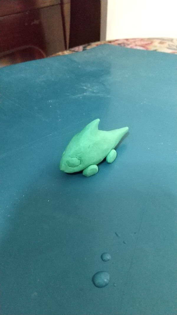 粘土でガヴァドンカー作りました。