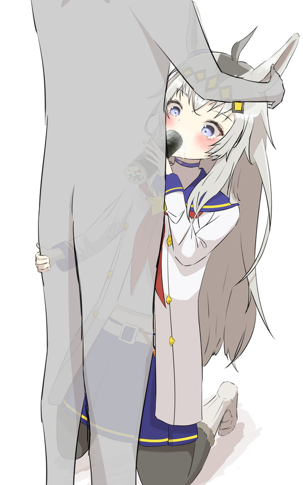 恵方巻をほおばるオグリ
