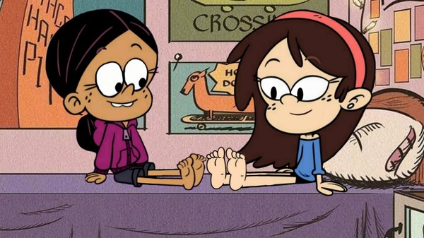 Ronnie Anne & Sid footsies