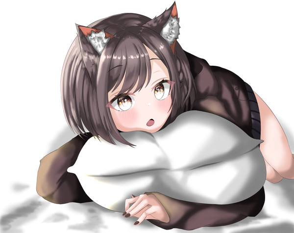 猫耳えななん