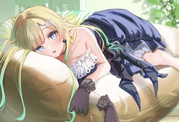 藍沢エマ