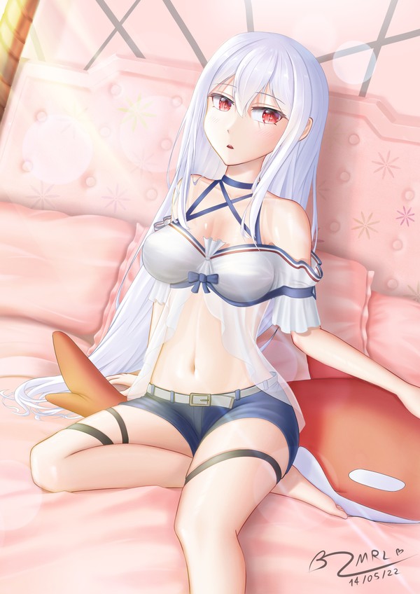 Summer Skin Skadi on bed