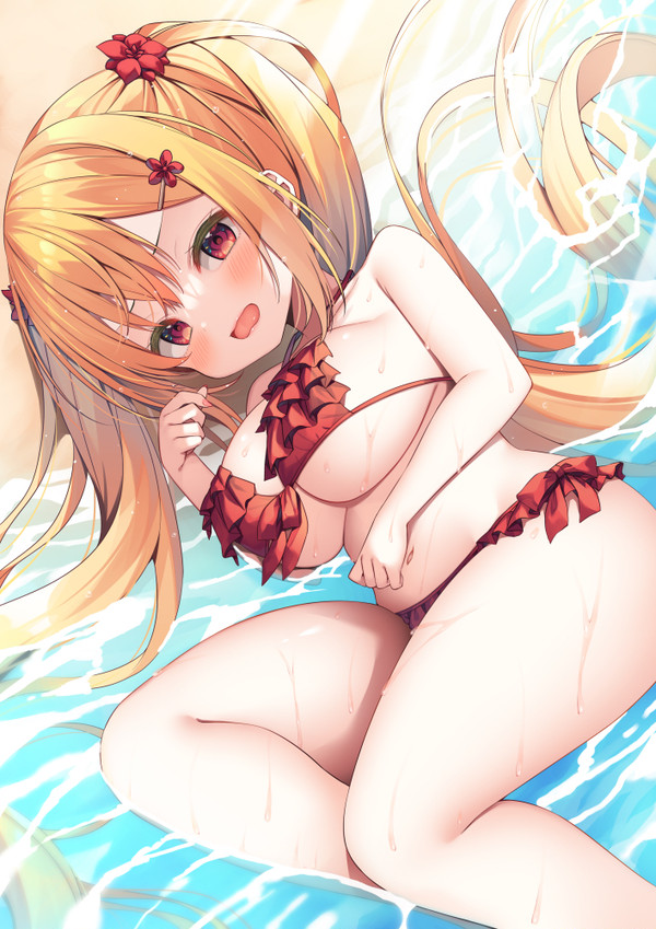 金髪ロリ巨乳ビキニ