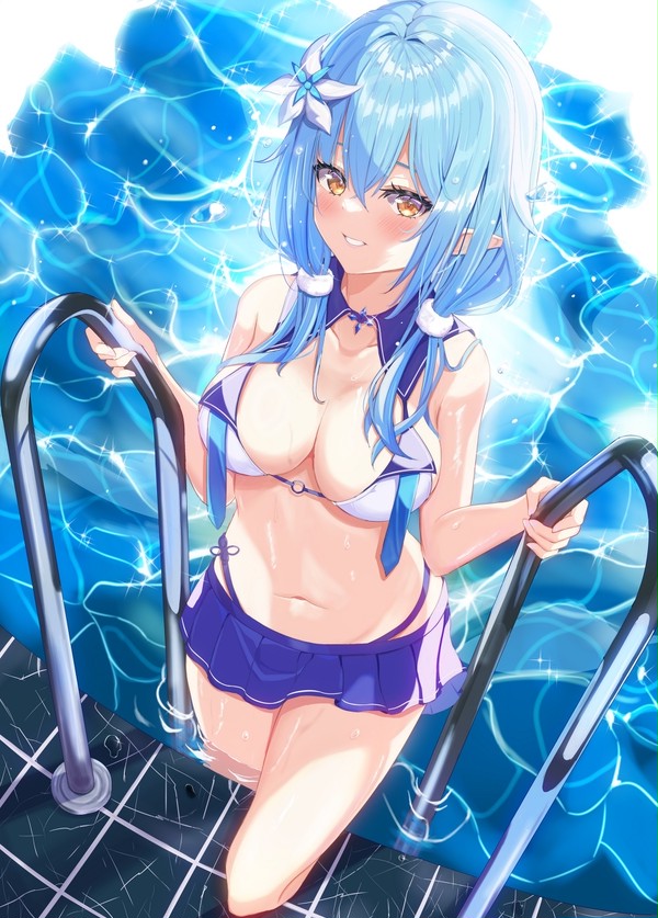 プールから上がるラミィちゃん
