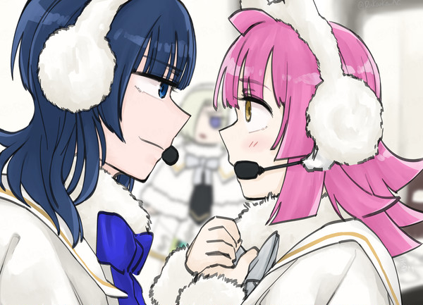 かりりな見つめ合い…