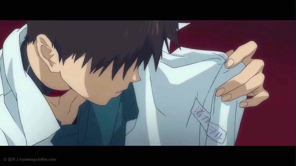 別那麼介意，男友襯衫好過光著膀子，會被感冒play哦。