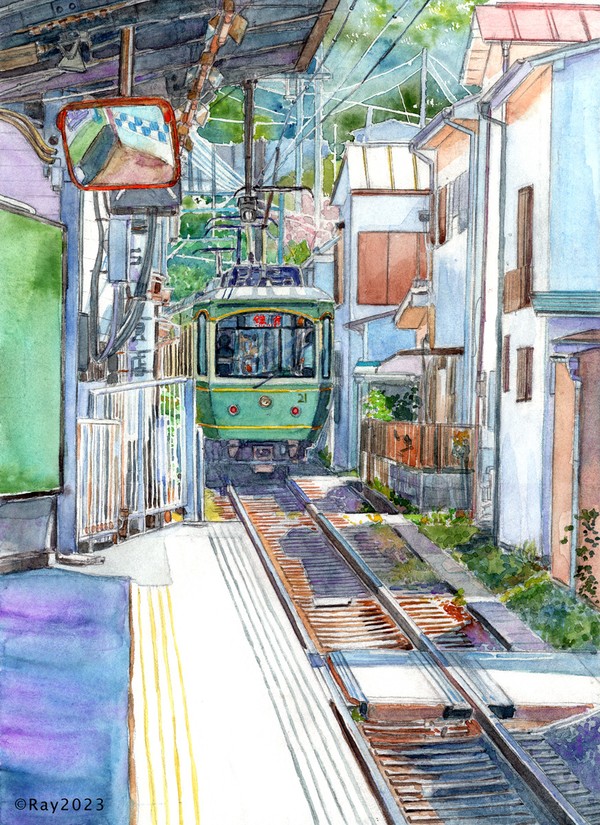夏の鎌倉・江ノ電 腰越駅にて