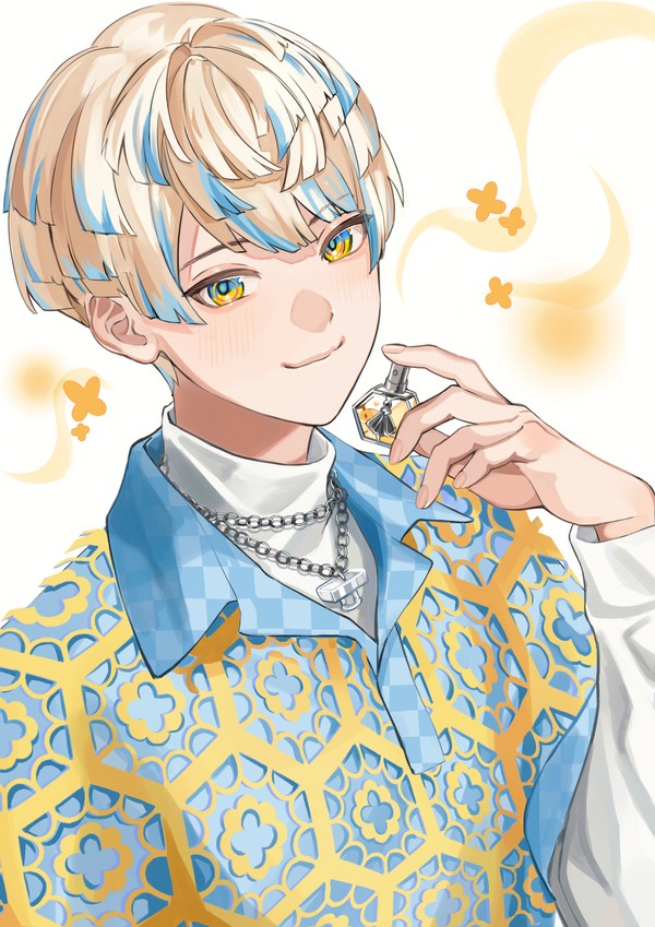 緋八マナ