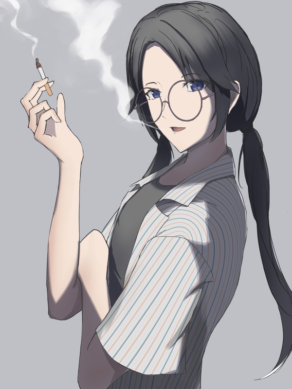 三峰結華さん