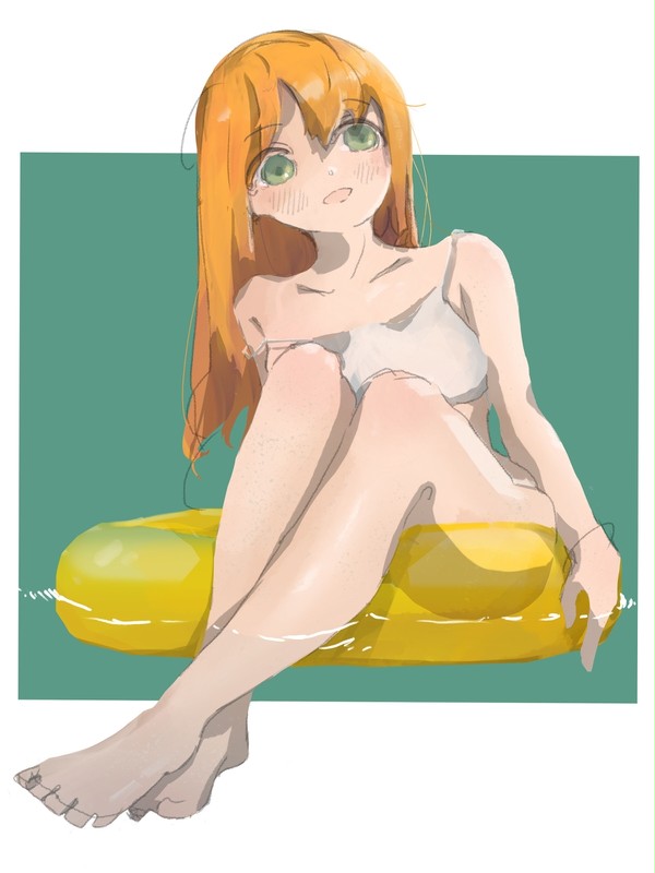 泳池中的女孩