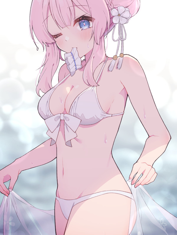 ちょっと…暑いですね…