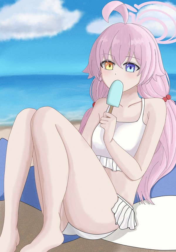 ブルアカ　水着ホシノ