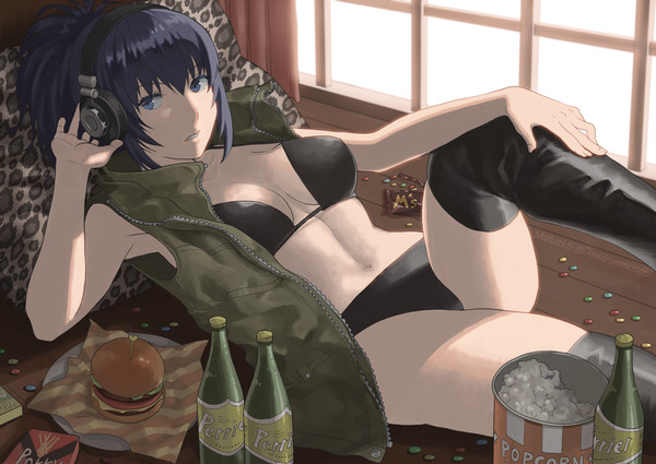 ダウナー系水着レオナ
