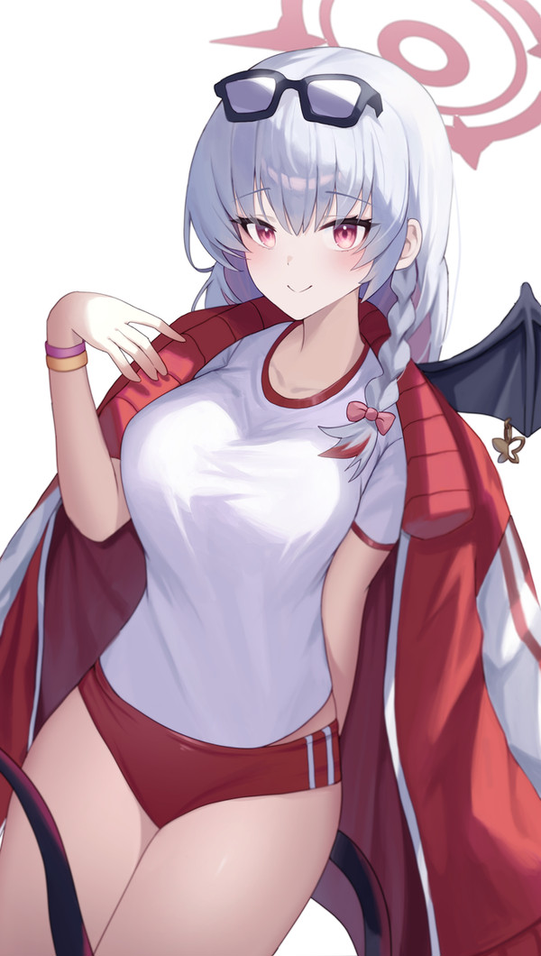 黒舘ハルナ