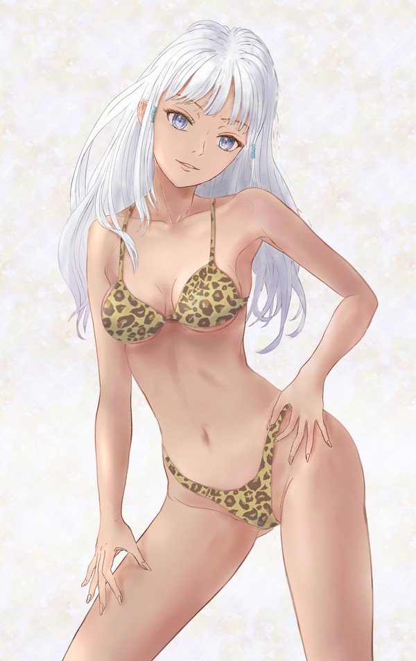 ヒョウ柄ビキニ