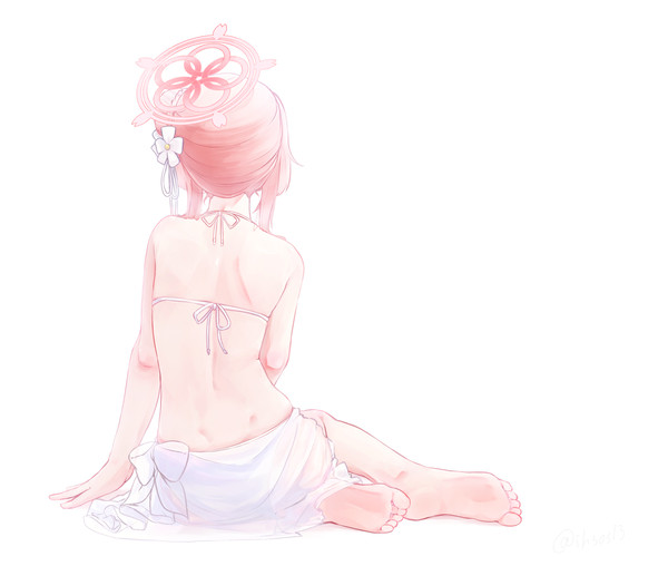 水着ミモリの背中