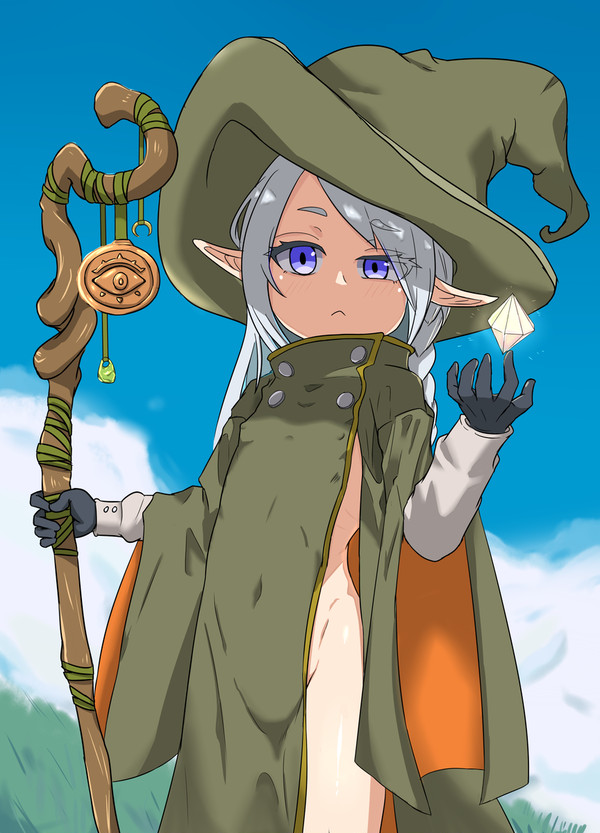 百歳超えエルフロリババア裸マント魔法使い