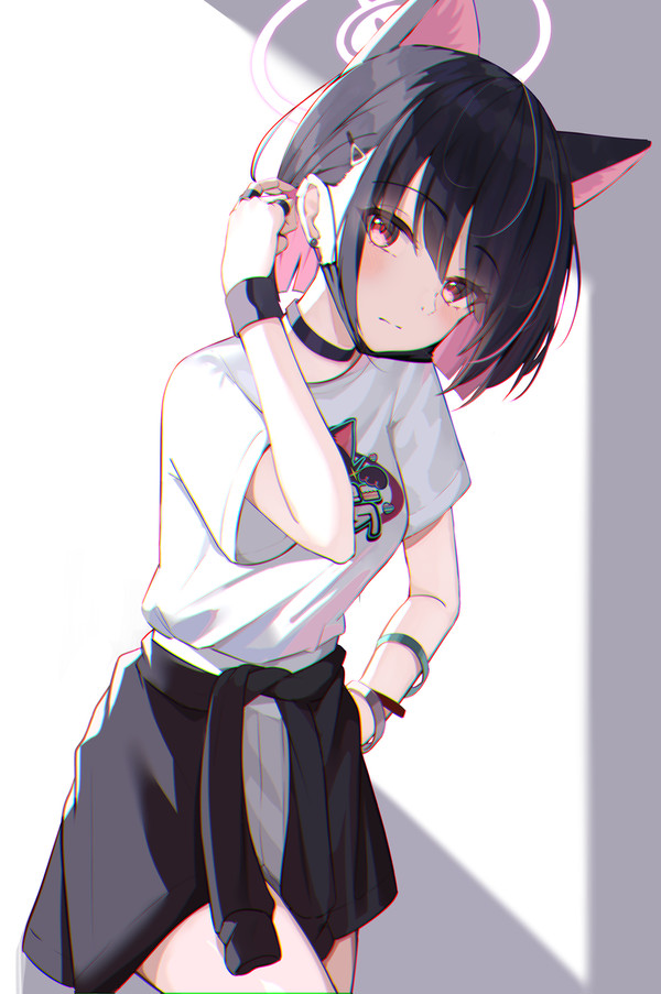 杏山カズサ