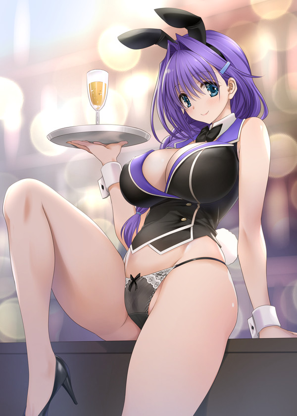 バニー秋子さん