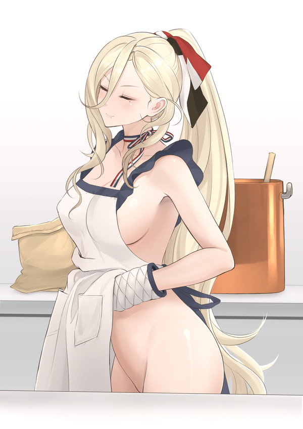 リシュリュー の裸エプロン