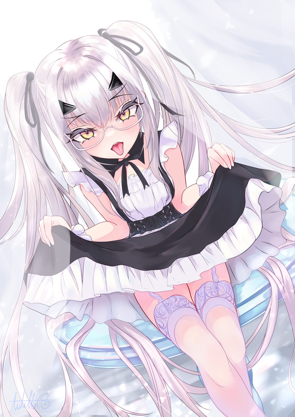 「ねっ、どう?似合ってる?💙」