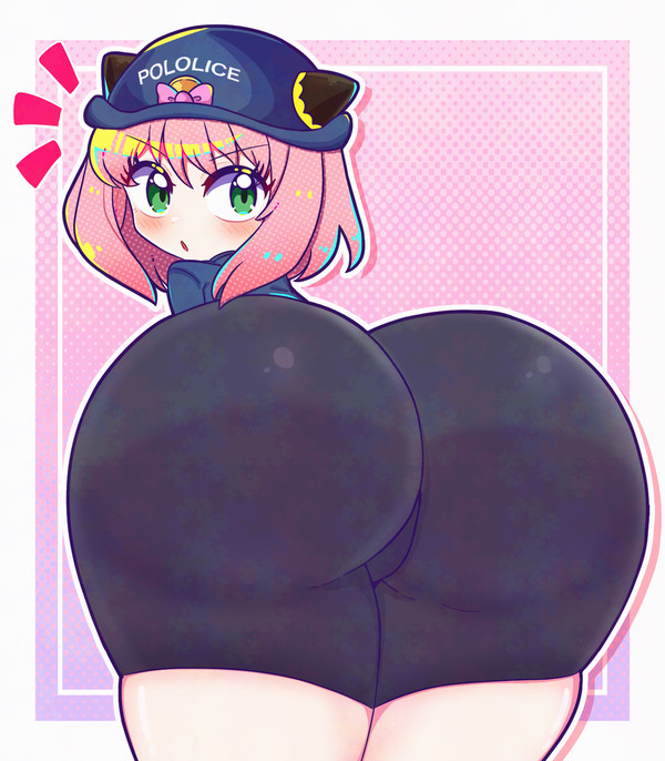 警察コスのアーニャ