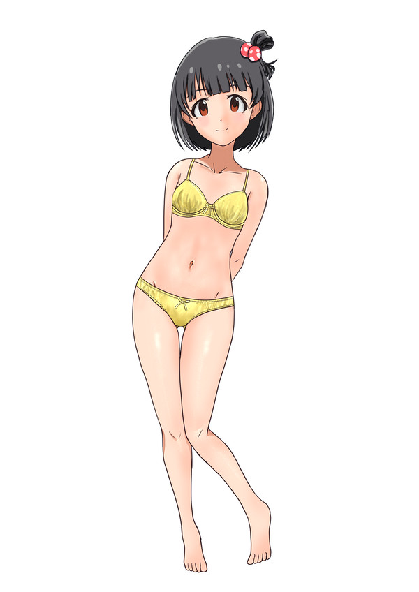 中谷育