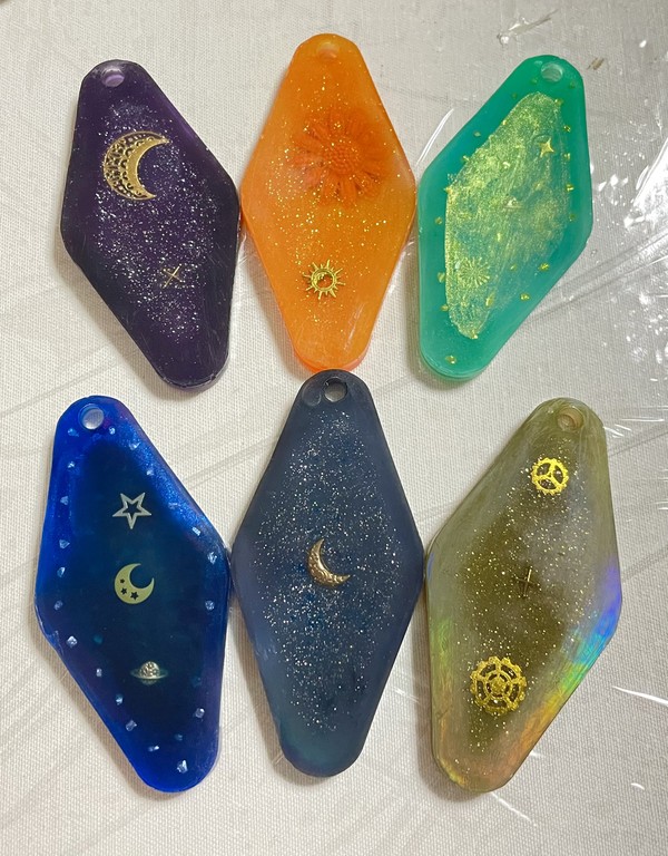 Hexa's Resin