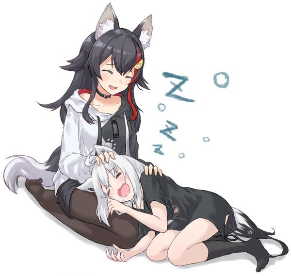 スヤスヤ
