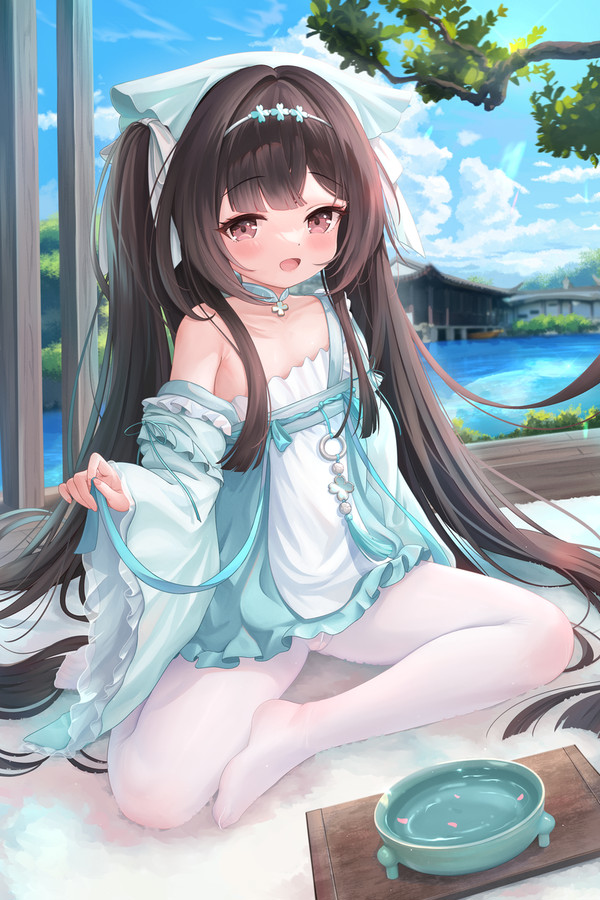 潮水蓝天