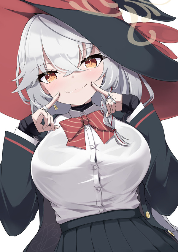 白尾エリ