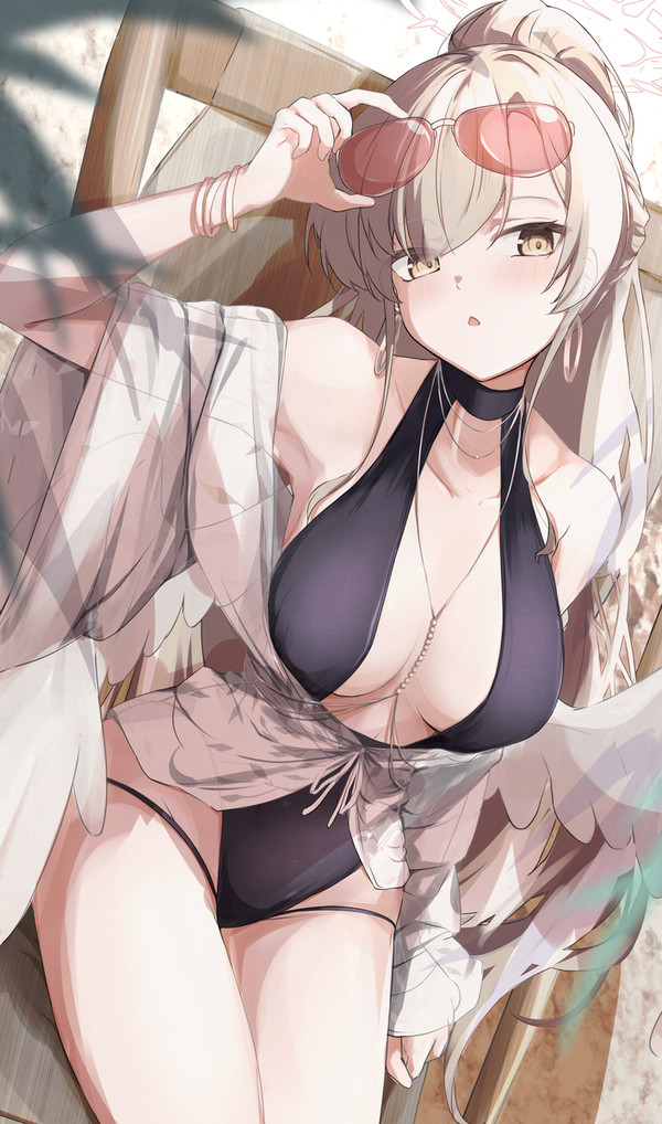 桐藤ナギサ(水着