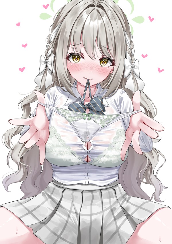 ミヨ　パンツ…