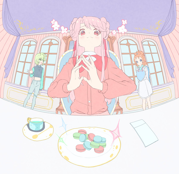マカロン(みなもさん作)をいただくかがりさん
